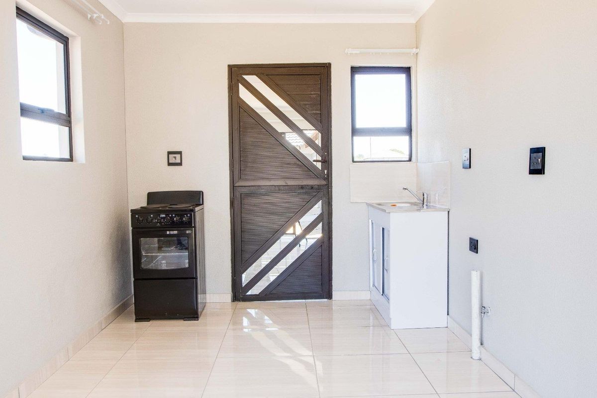 OFF PLAN NEW DEVELOPMENT, ALL COSTS INCLUDED, BUY DIRECT FROM THE DEVELOPER, FULL TITLE STANDS. NO DEPOSITS / 100% BONDS (dependent on client profile) (You may - Photo 3