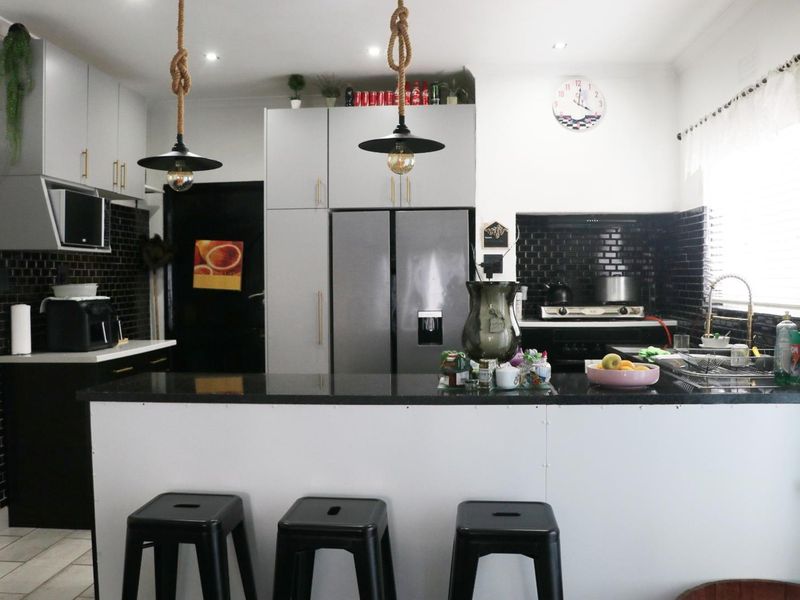 Student Accommodation Available – Comfortable, Secure & Convenient! - Photo 2
