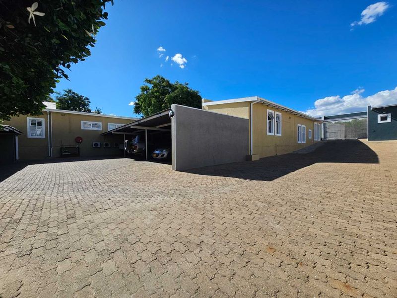 Exceptional Windhoek CBD Office Space: High ROI Potential - Photo 8