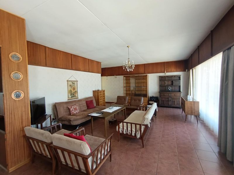 Exquisite House for sale in Klein Windhoek - Photo 2