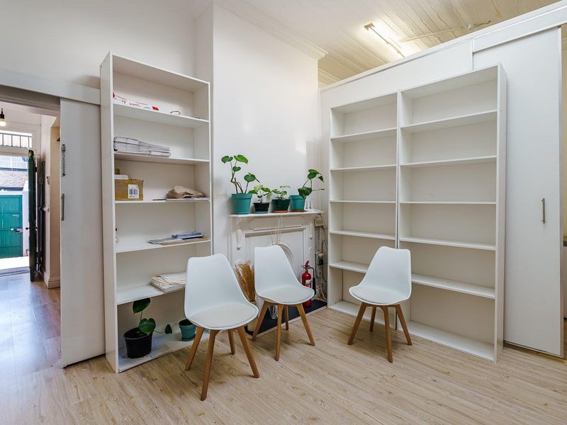 Charming Victorian 2 bed cottage in Observatory - Photo 6