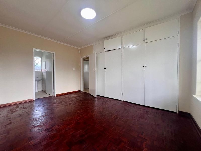 Neat as a Pin and Ready for Your Family. - Photo 7