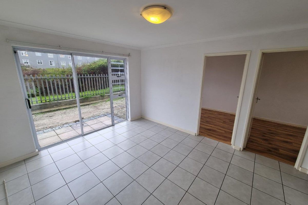 Unfurnished Two Bedroom Ground Floor Apartment To Rent in Muizenberg - Photo 3