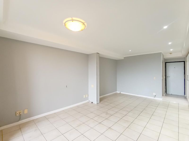 Inviting 1 Bedroom Apartment for sale in Liberty Grande - Photo 9