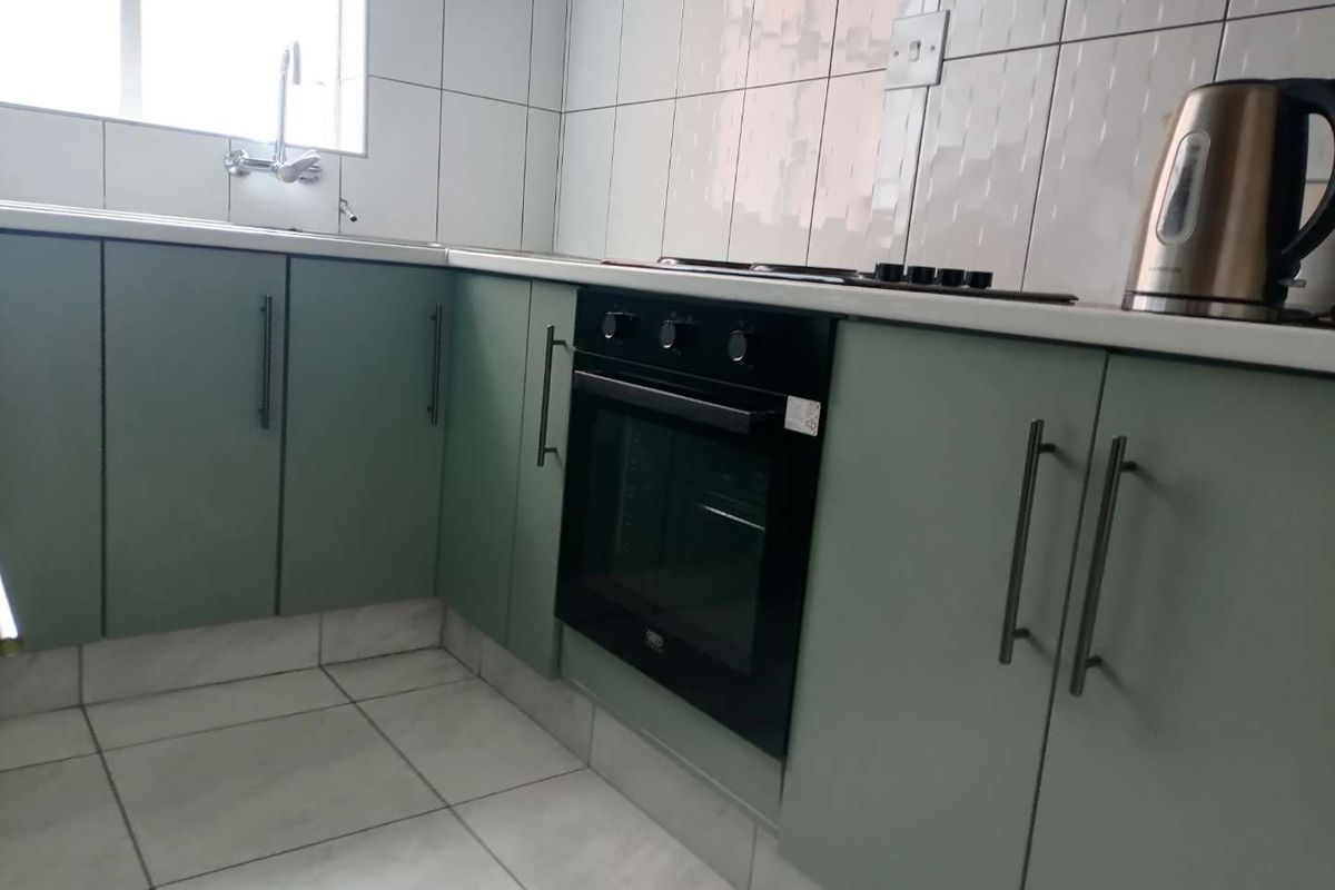 2 Bedrooms apartment for sale in Springs - Photo 5