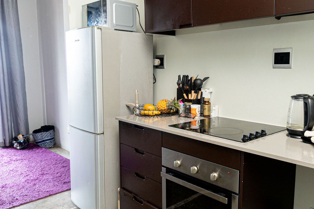 Spacious Luxury Bachelor Apartment FOR SALE in Maboneng - Photo 2