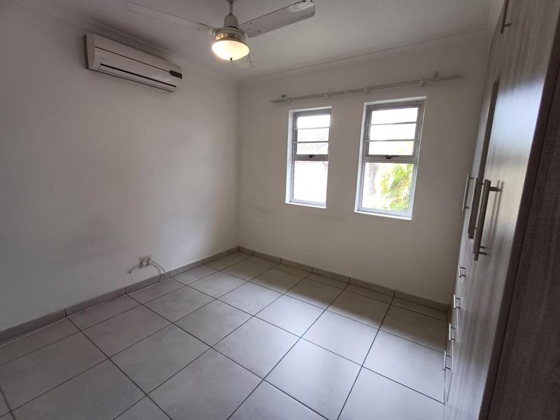 Newly renovated 2 bedroom simplex available for rental in Birdswood. - Photo 9