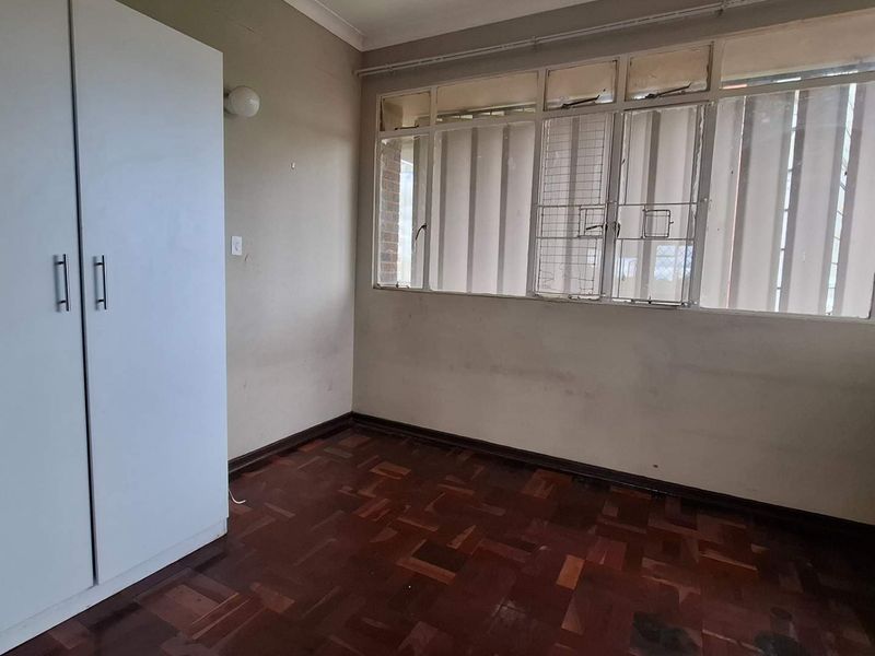 Spacious 2 Bedroom Shared Unit Available for Rent - Photo 7