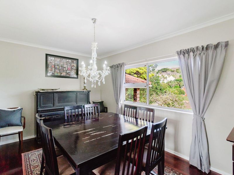 Where Timeless Family Living Meets Uninterrupted Views - Photo 4
