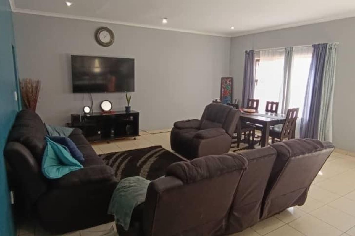 3 Bedrooms House for sale in Narraville, Walvis Bay - Photo 4
