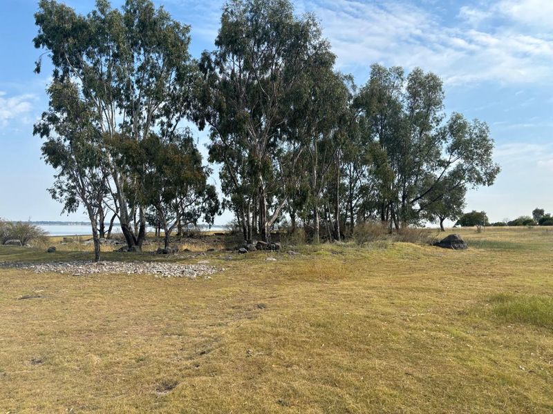 Build your dream on the Vaal dam. - Photo 8