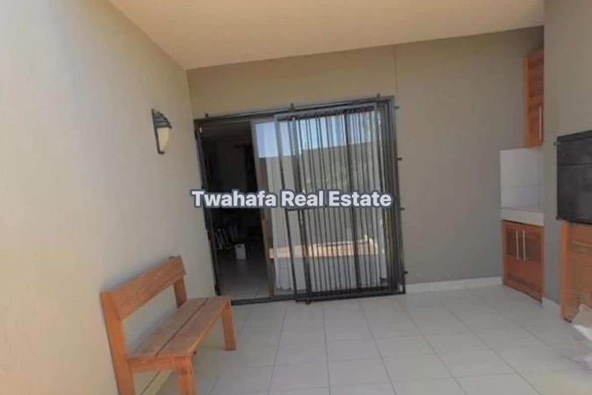 Ground floor Apartment - Photo 5