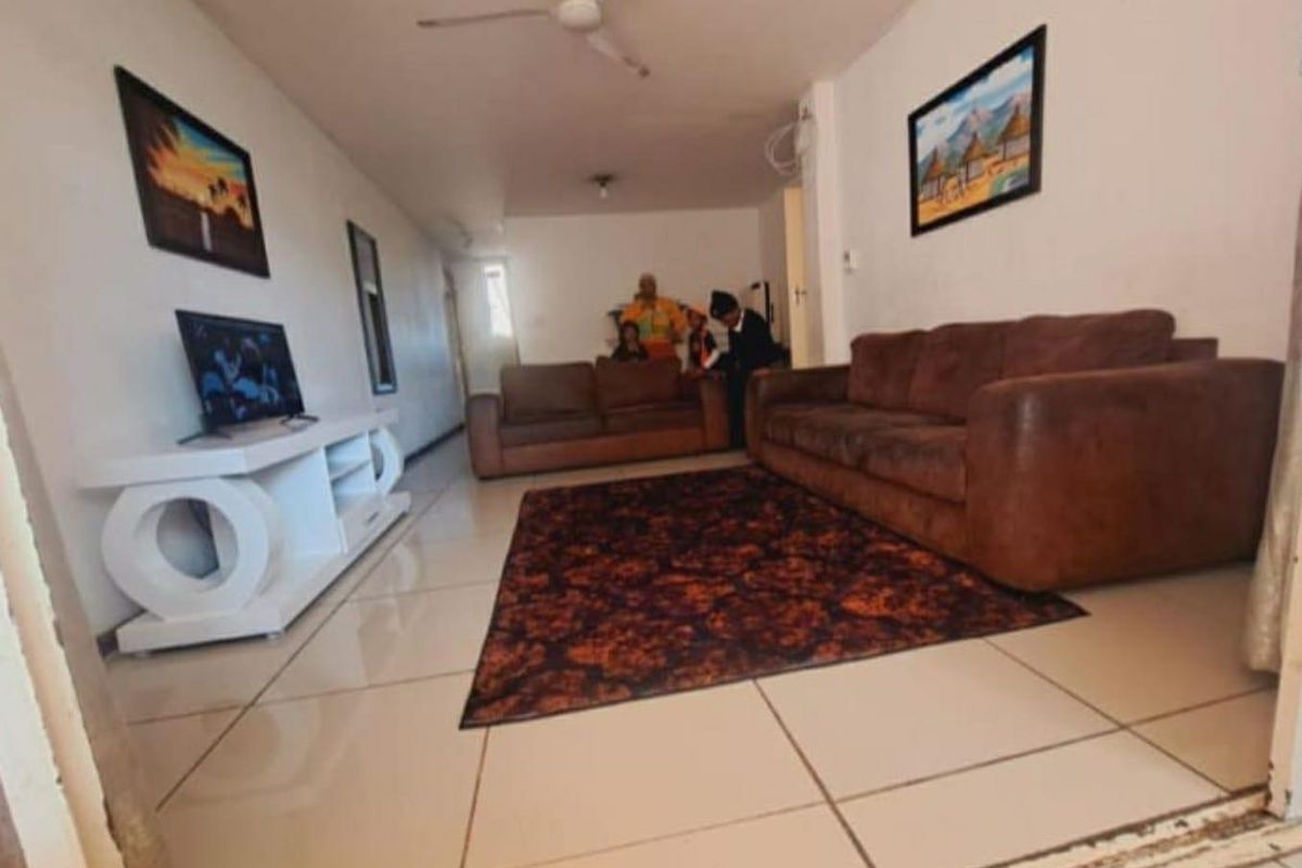 Bargain Investment - Photo 2