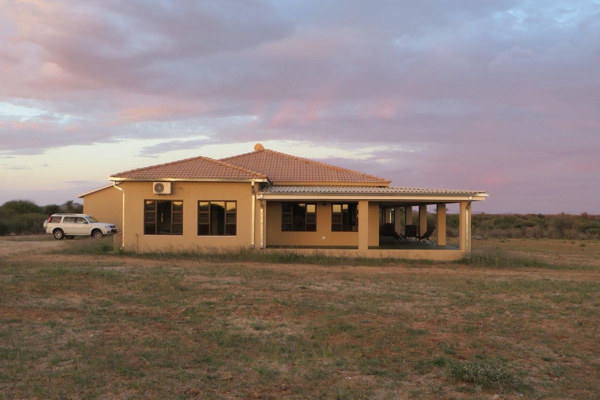 FOR SALE - Plot in Omaruru Wildlife Estate - Photo 5