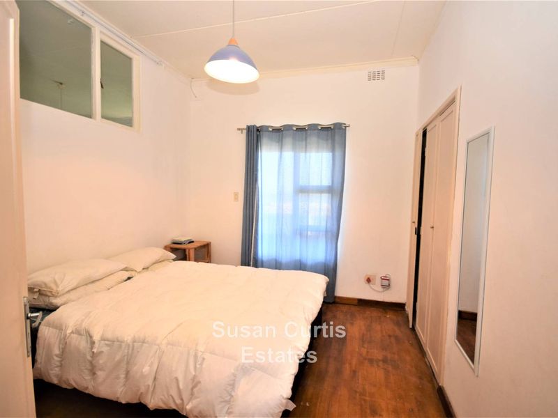 Prime Location - Photo 8