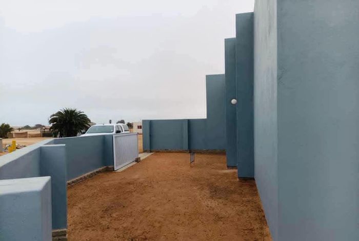 Property #2541265, House For Sale in Henties Bay Central
