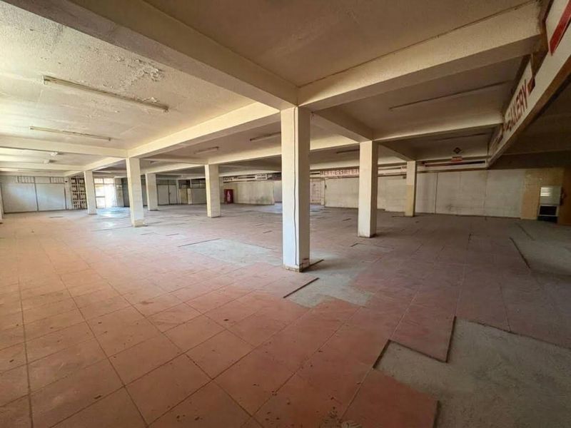 Prime Mixed-Use Investment Asset: High-Yield Complex with Value-Add Upside - Photo 6