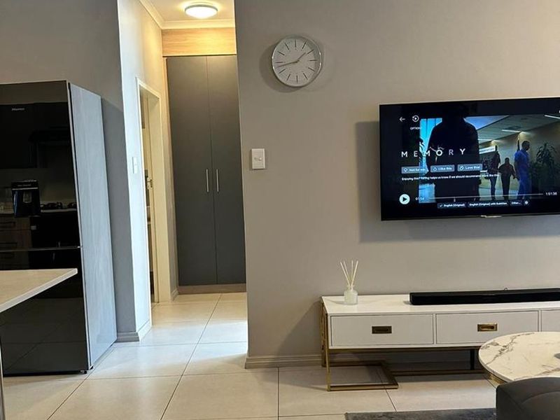 2bed 2bath for sale in Carlswald - Photo 8