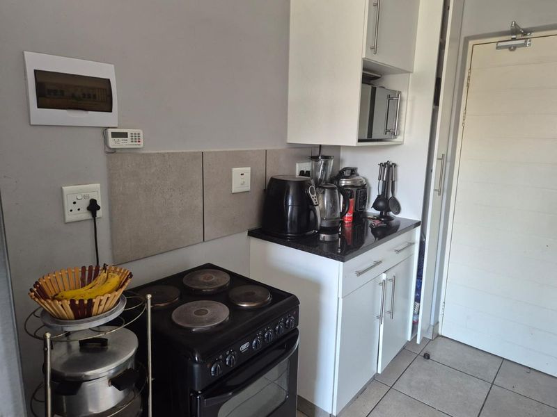 Herons@Riverside 2 bed apartment - R 565 000 - Photo 8