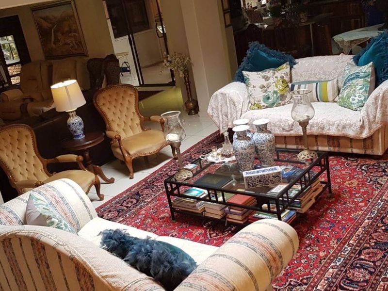 Elegance & Class! - Photo 4