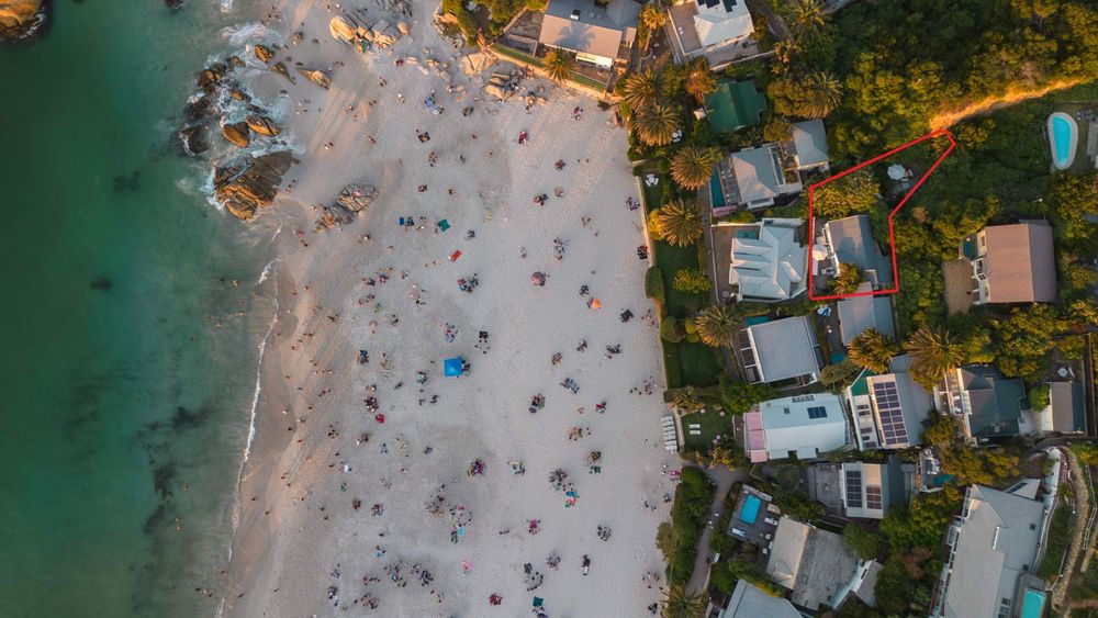 The full Erf demarcated by the red line