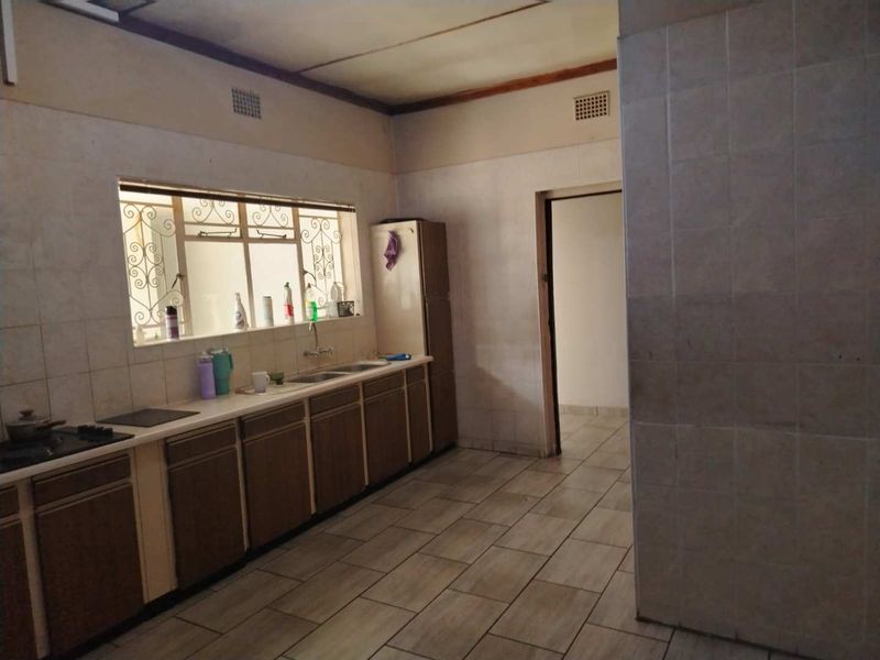 AN INVESTMENT PROPERTY - Photo 5