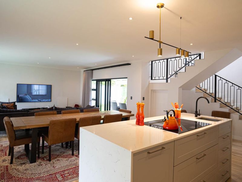 Luxury Four Bedroom Ensuite Home in Exclusive Bryanston Development - Photo 2