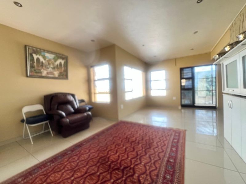 House For Sale in South Crest, Alberton - Photo 9