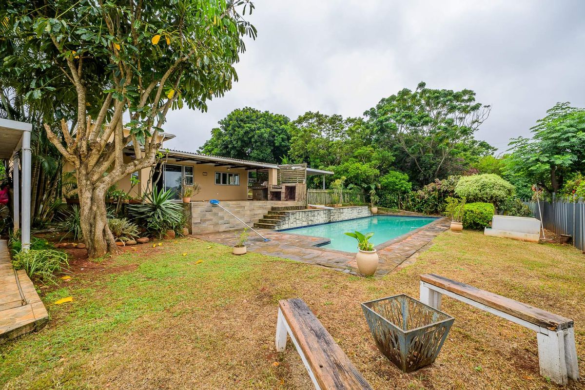 Contemporary 3 bedroom 2 bathroom home with flatlet for sale in Park Hill - Photo 3
