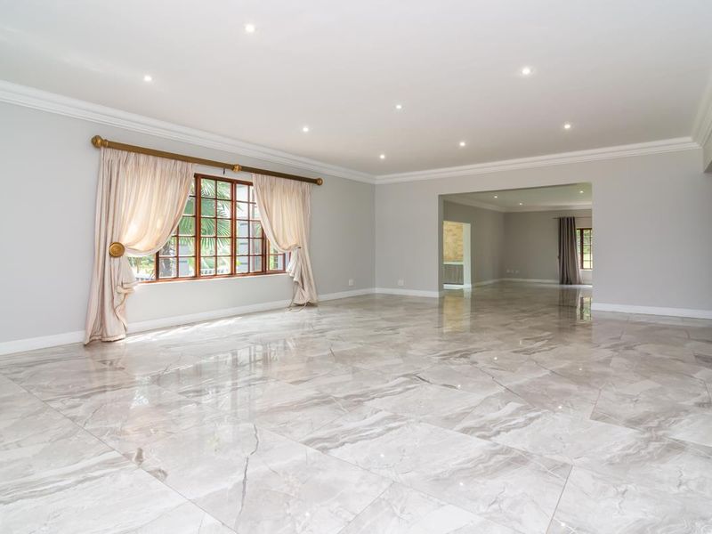 Step Into Luxury Living - Photo 7