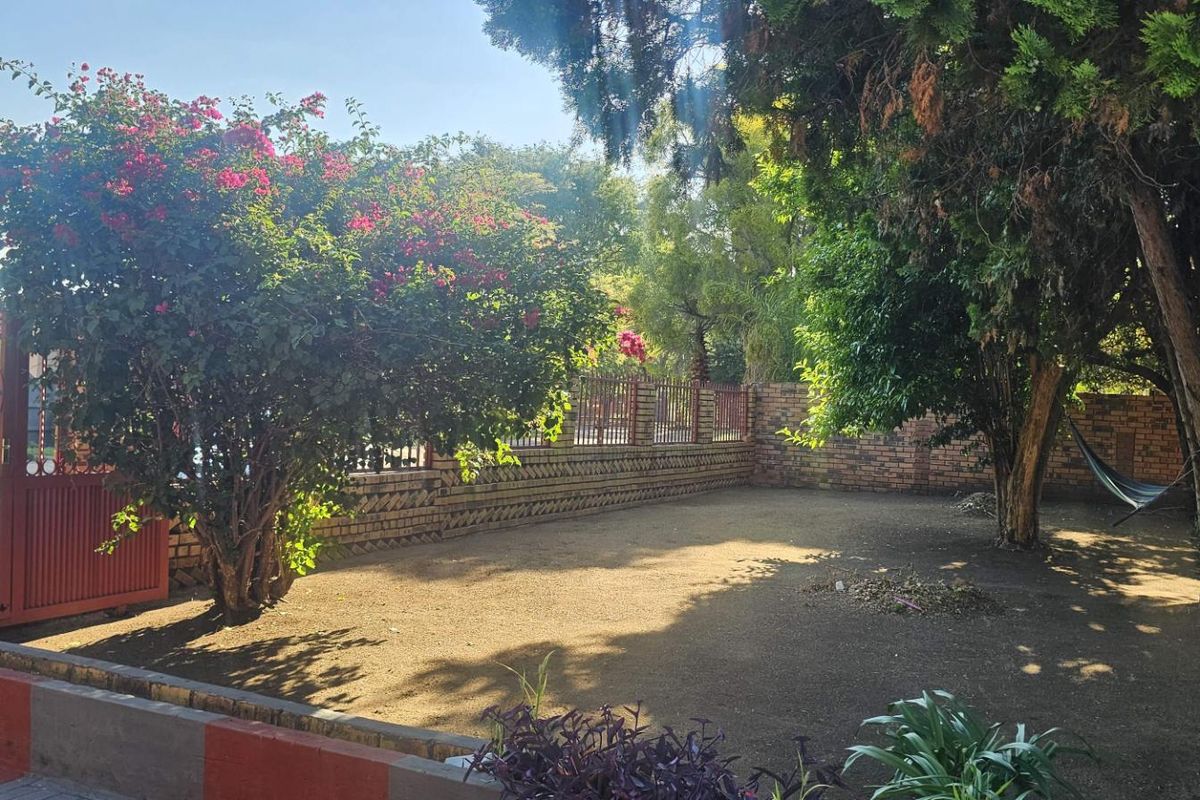 Stunning house for sale in Elandsrand - Photo 2