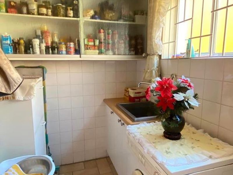 Well priced property - Photo 4