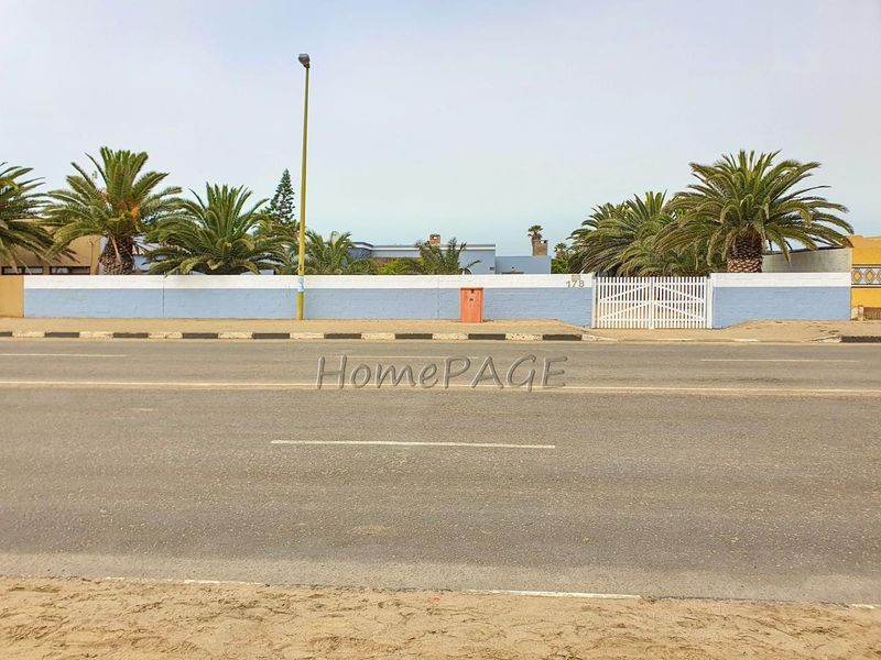 Henties Bay Proper:  5 Bedroom FARMSTYLE HOME is for Sale - Photo 2