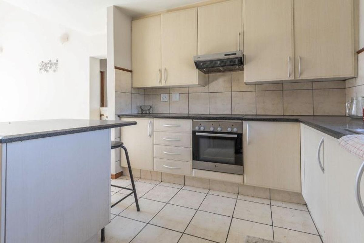 Beautiful 2 bedroom apartment calling your name - Photo 5