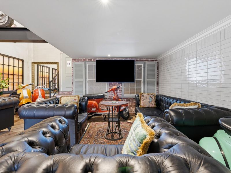 TOP END BREE STREET SECTION FOR SALE - Photo 7
