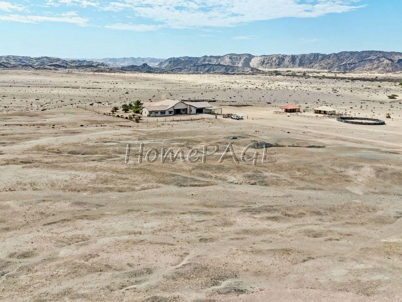 Swakop River Plots, Swakopmund:  5 Hectare Plot with LARGE 4 Bedr Home is for Sale - Photo 2