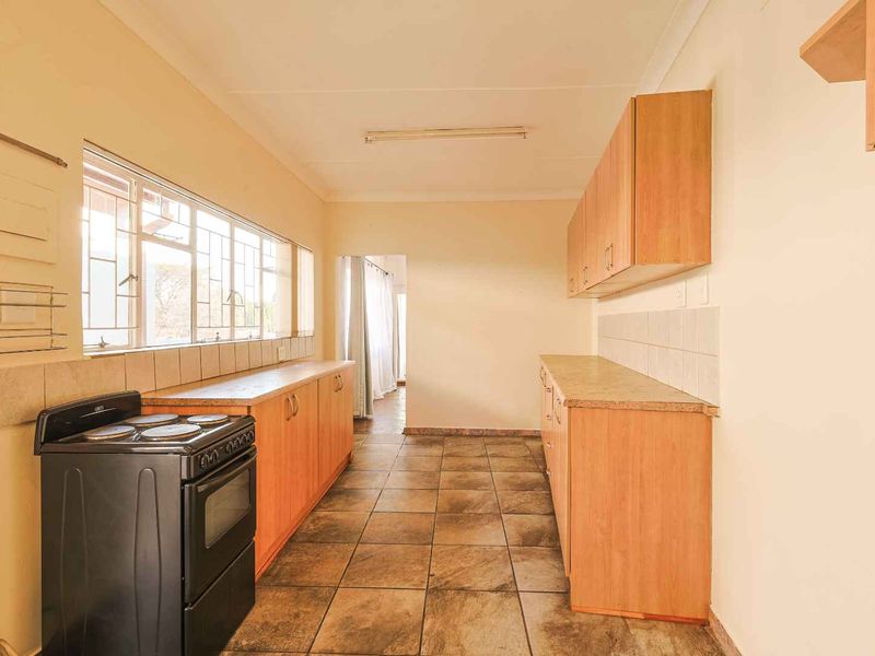 3 Bedroom Family Home in the Heart of Murrayfield - Photo 9