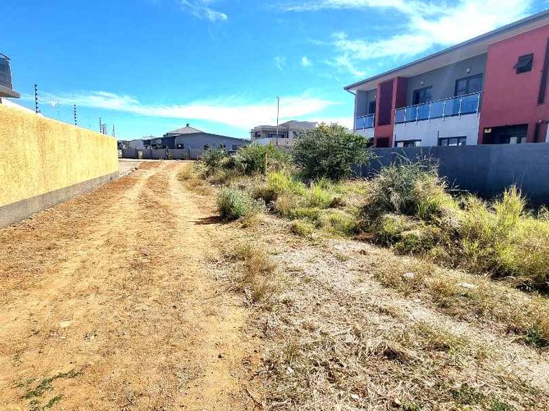 PRIME PLOT FOR SALE - Photo 1
