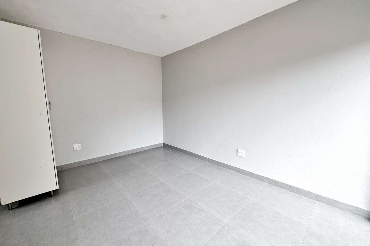 Modern Studio Apartment - Photo 4