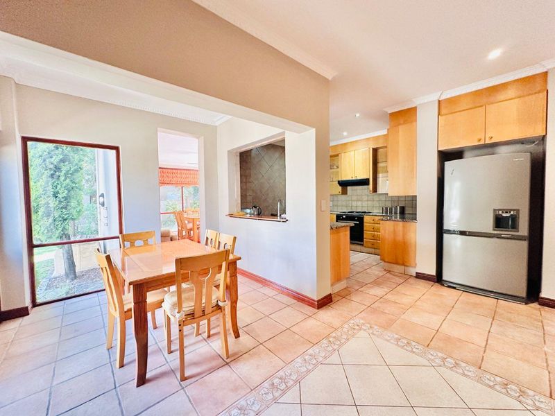 4 Bedroom House to Rent in Dainfern Golf Estate - Photo 3