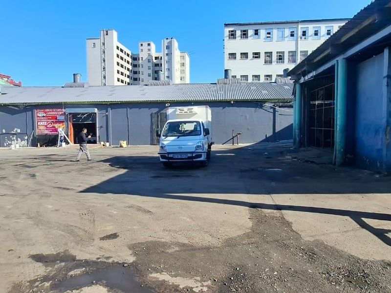 Secure Open Yard Space Available In Warwick / CBD - Photo 2