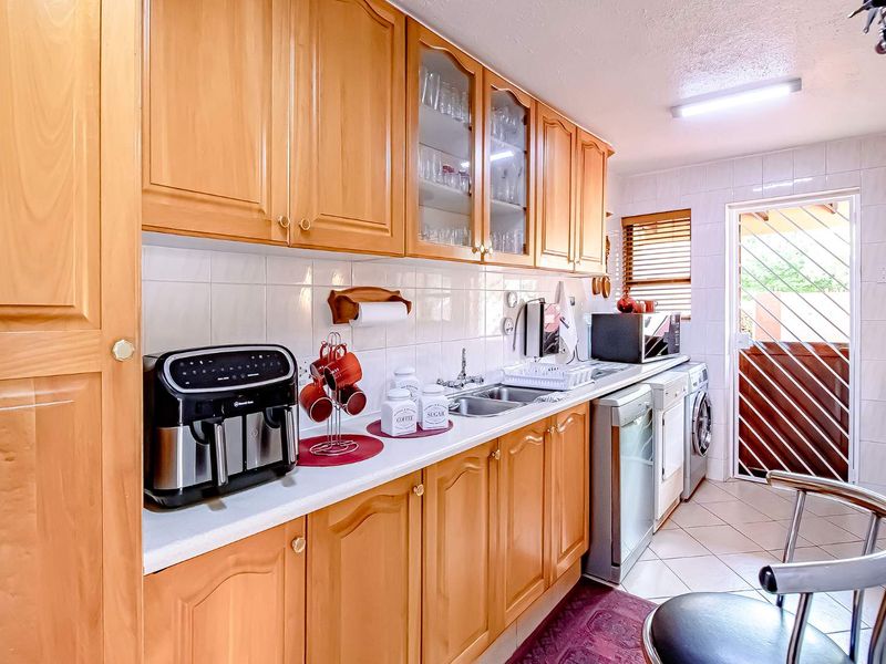 DOWNSIZING!!!! - Photo 10