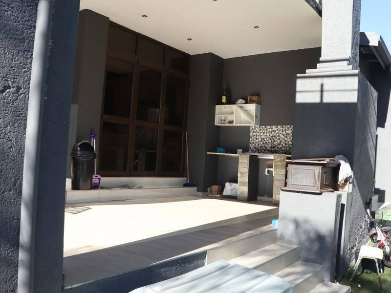 For sale -  Modern and stunning house in Auasblick - Photo 10