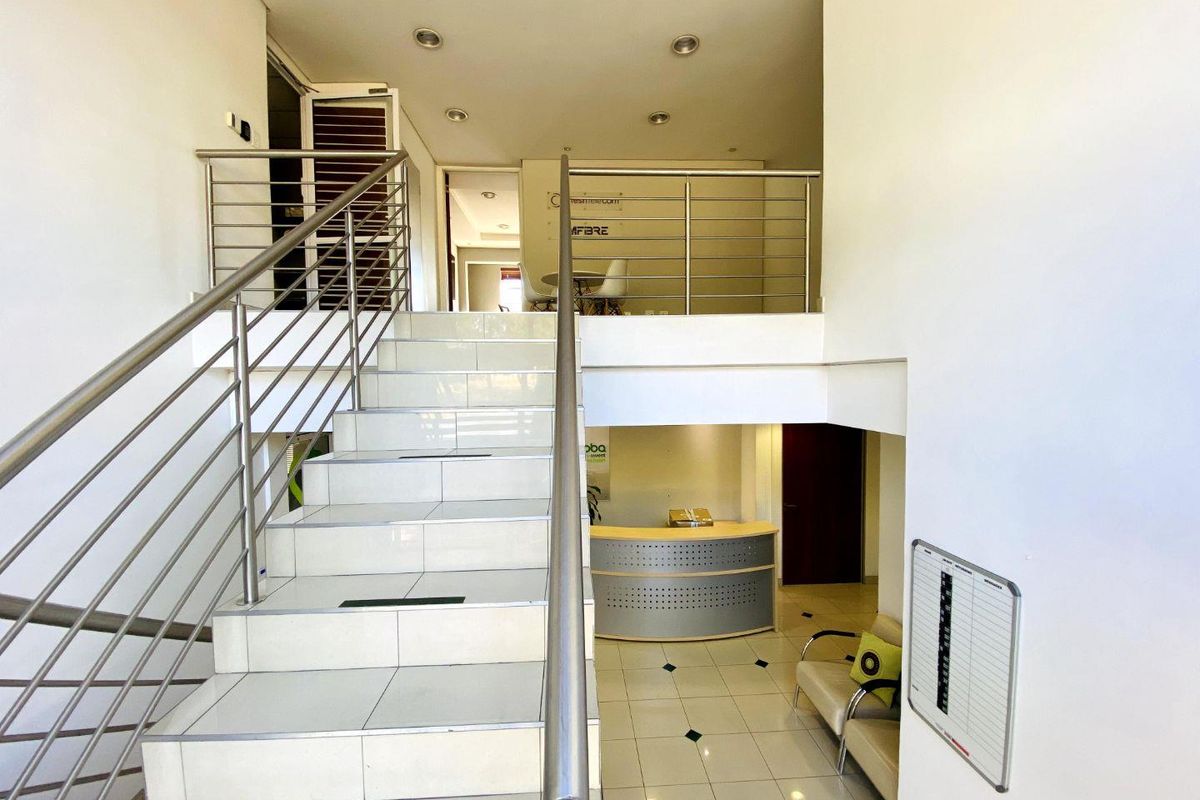 Spacious Commercial Office To Let  in Fourways – Waterford Office Park, Fourways - Photo 3