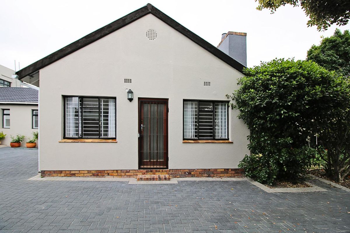 Spacious 2 bedroomed Cottage in Tokai - Photo 4