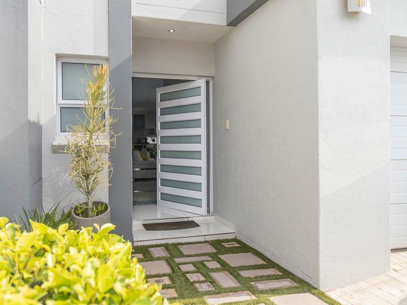 Secure, Stylish, and Designed for Easy Living - Photo 2