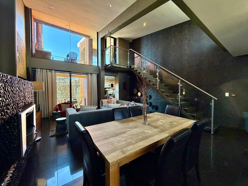 Sophisticated Modern 2‐Bedroom Penthouse in Melrose Arch - Photo 3