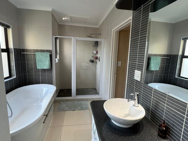 New Release - Photo 8