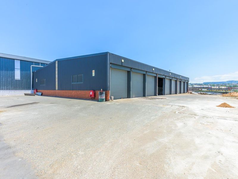 Industrial Campus for Sale - Phoenix | Controlled Access + Hardstand - Photo 9