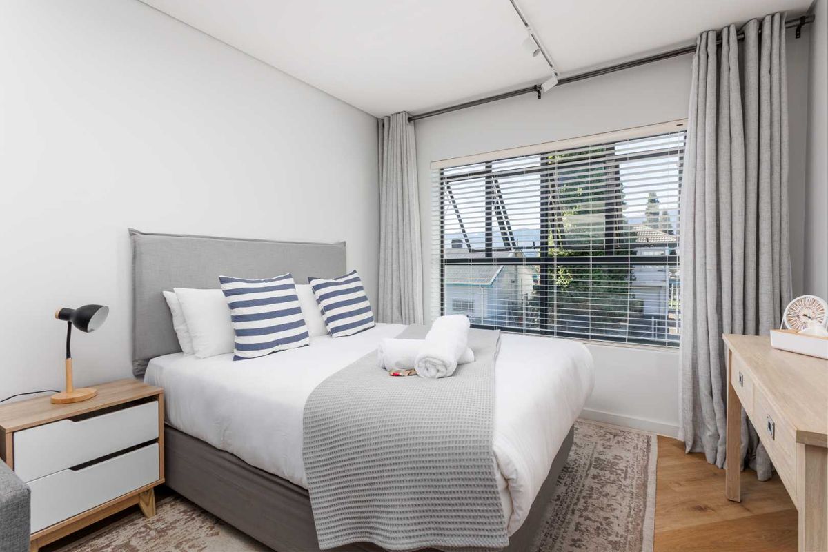 Fully Furnished Investment Apartment in the Sought-After 2 on Tabak in Paarl South - Photo 2